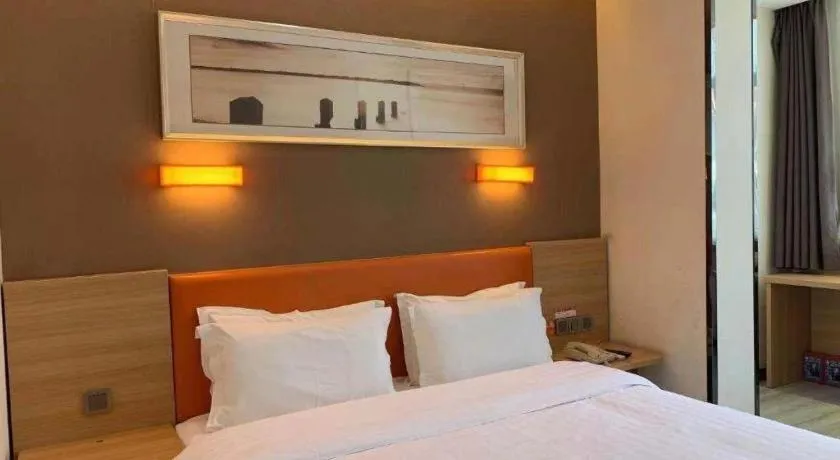 Bed in 7 Days Premium Lintao City Golden Street Shopping Plaza Branch