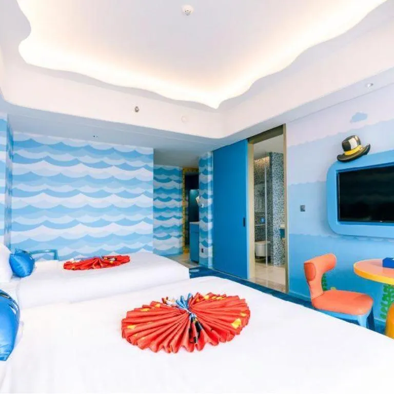 Bed in Dolphin Bay Hotel