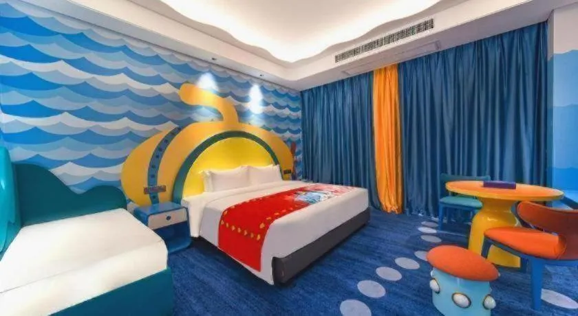Bed in Dolphin Bay Hotel