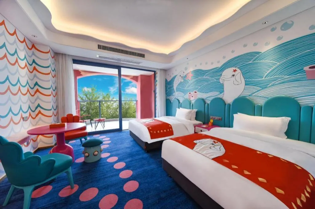 Bed in Dolphin Bay Hotel