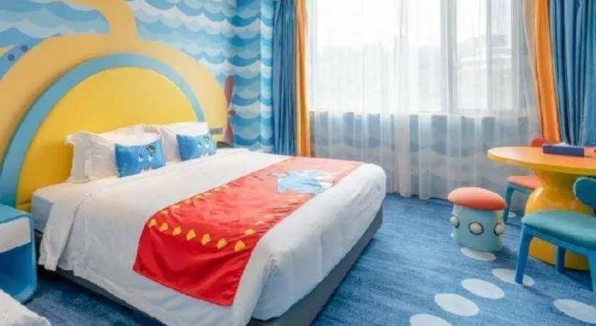 Bed in Dolphin Bay Hotel