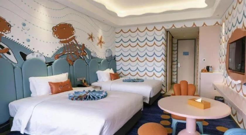 Bed in Dolphin Bay Hotel