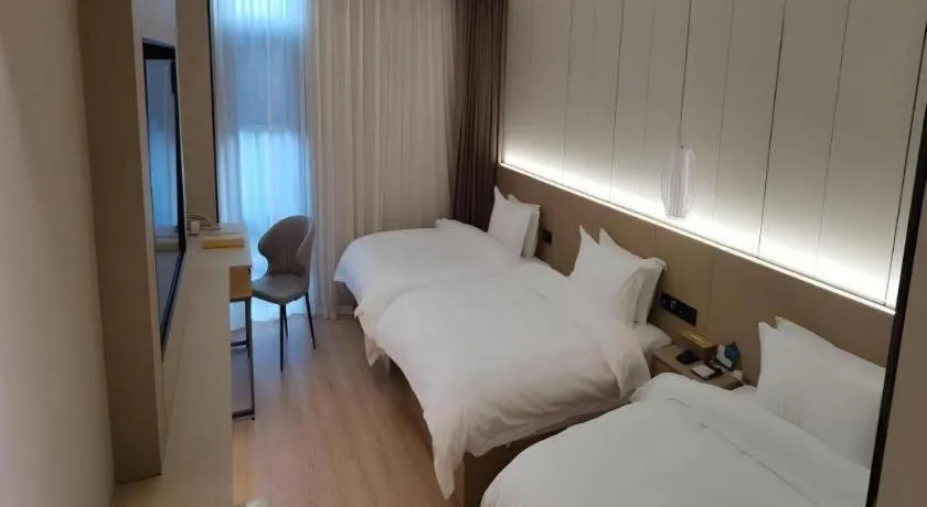 Bed in Gya Hotel Jurong England International