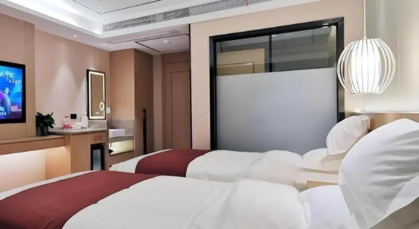 Bed in Gya Hotel Jurong England International