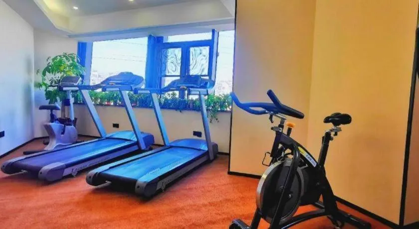 Gya Hotel Jurong England International