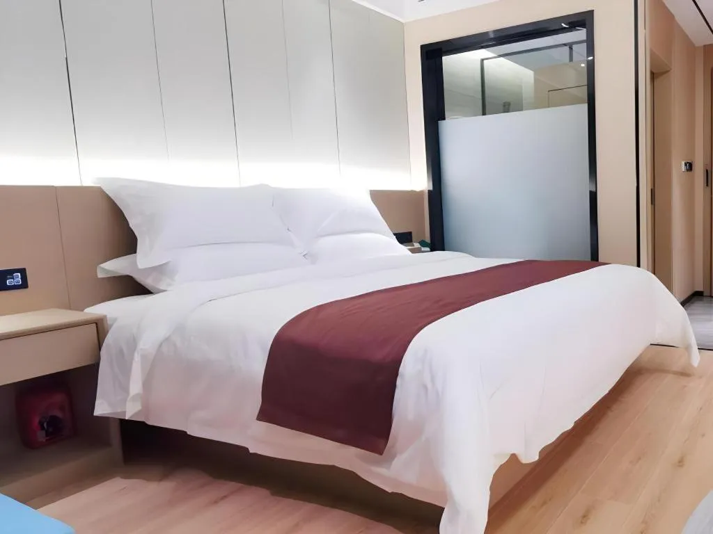 Bed in Gya Hotel Jurong England International