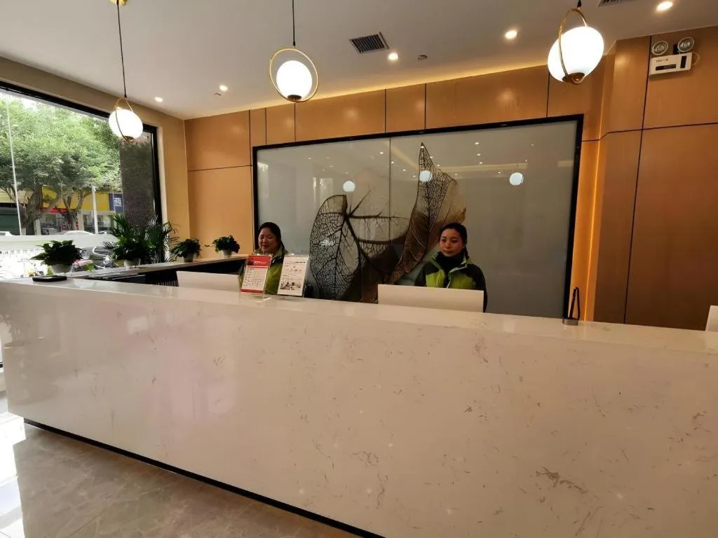 GreenTree Inn Ganzhou Gan County Bus Station