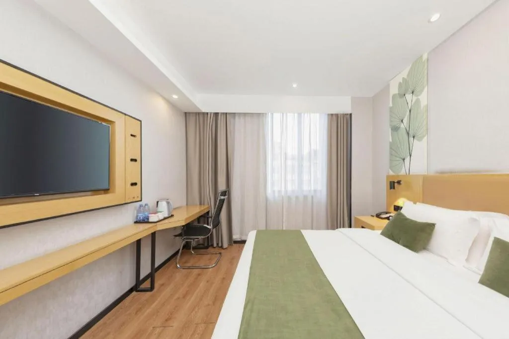 Bed in GreenTree Inn Ganzhou Gan County Bus Station