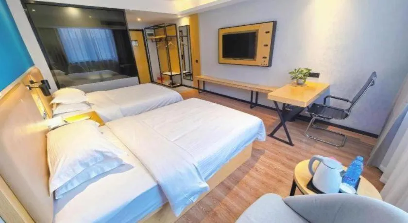 Bed in GreenTree Inn Ganzhou Gan County Bus Station