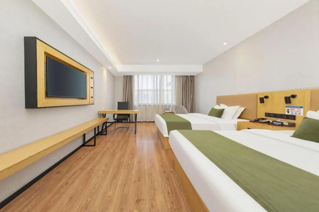 Bed in GreenTree Inn Ganzhou Gan County Bus Station