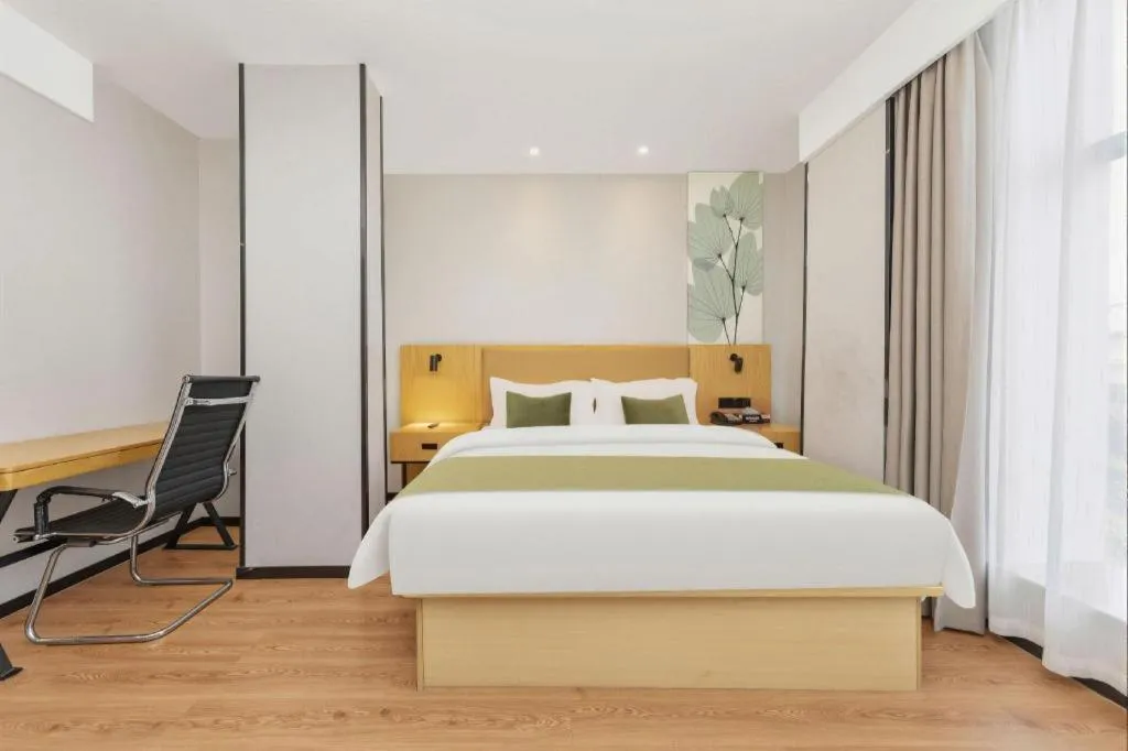 Bed in GreenTree Inn Ganzhou Gan County Bus Station