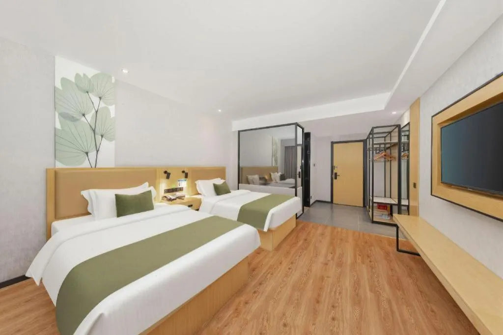 Bed in GreenTree Inn Ganzhou Gan County Bus Station