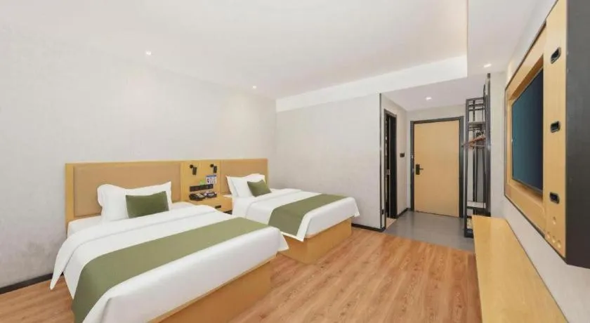 Bed in GreenTree Inn Ganzhou Gan County Bus Station