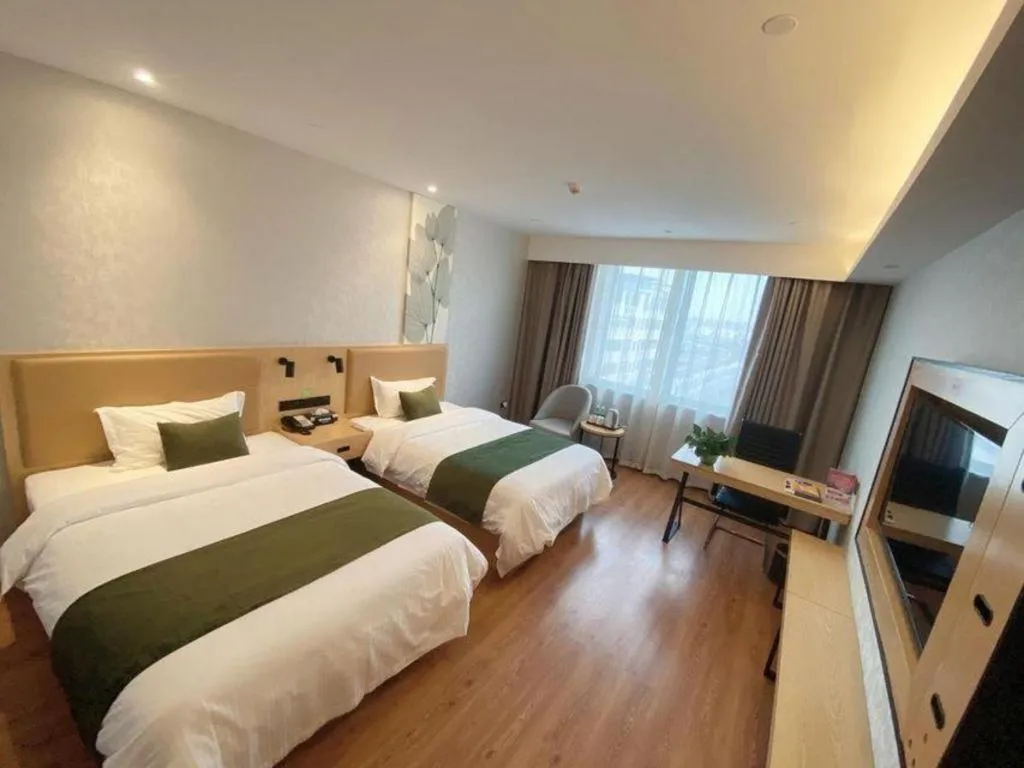 Bed in GreenTree Inn Ganzhou Gan County Bus Station