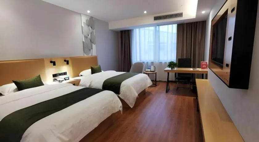 Bed in GreenTree Inn Ganzhou Gan County Bus Station