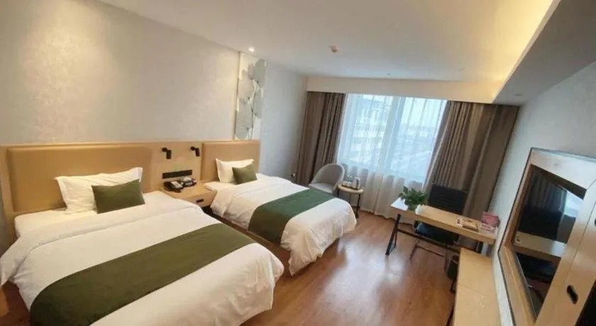 Bed in GreenTree Inn Ganzhou Gan County Bus Station