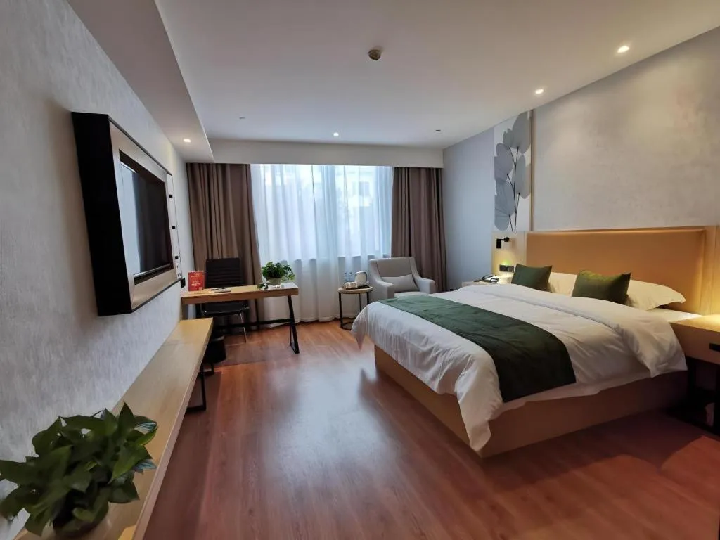 Bed in GreenTree Inn Ganzhou Gan County Bus Station
