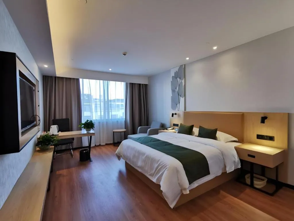 Bed in GreenTree Inn Ganzhou Gan County Bus Station