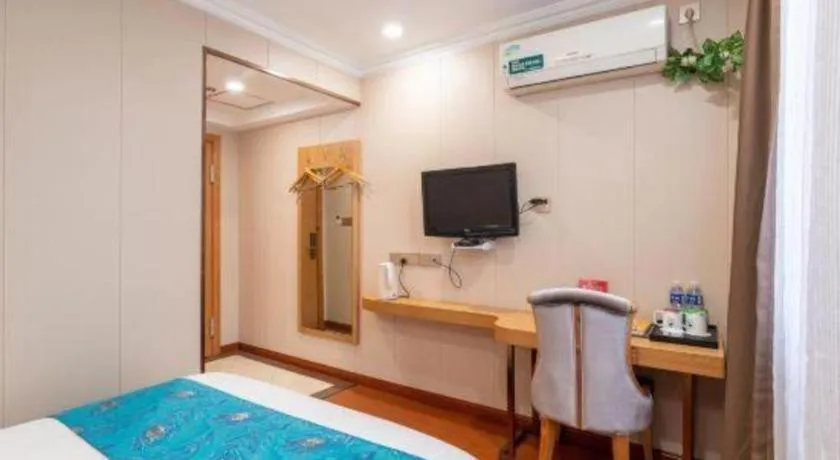 Bed in GreenTree Inn Wuxi Xinwu District Meicun Town Taibo Avenue