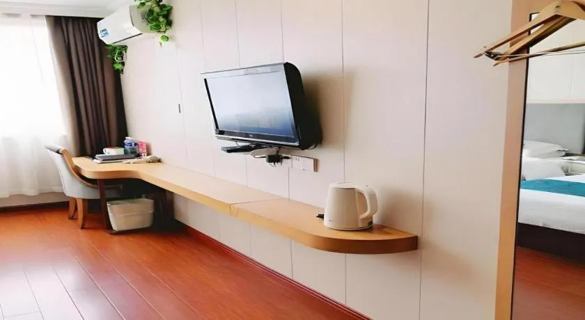 Bed in GreenTree Inn Wuxi Xinwu District Meicun Town Taibo Avenue