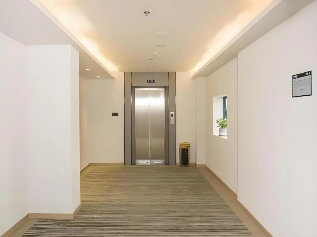 GreenTree Inn Express Taizhou Jiangyan Hardware City