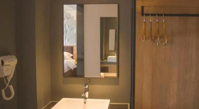 GreenTree Inn Express Taizhou Jiangyan Hardware City