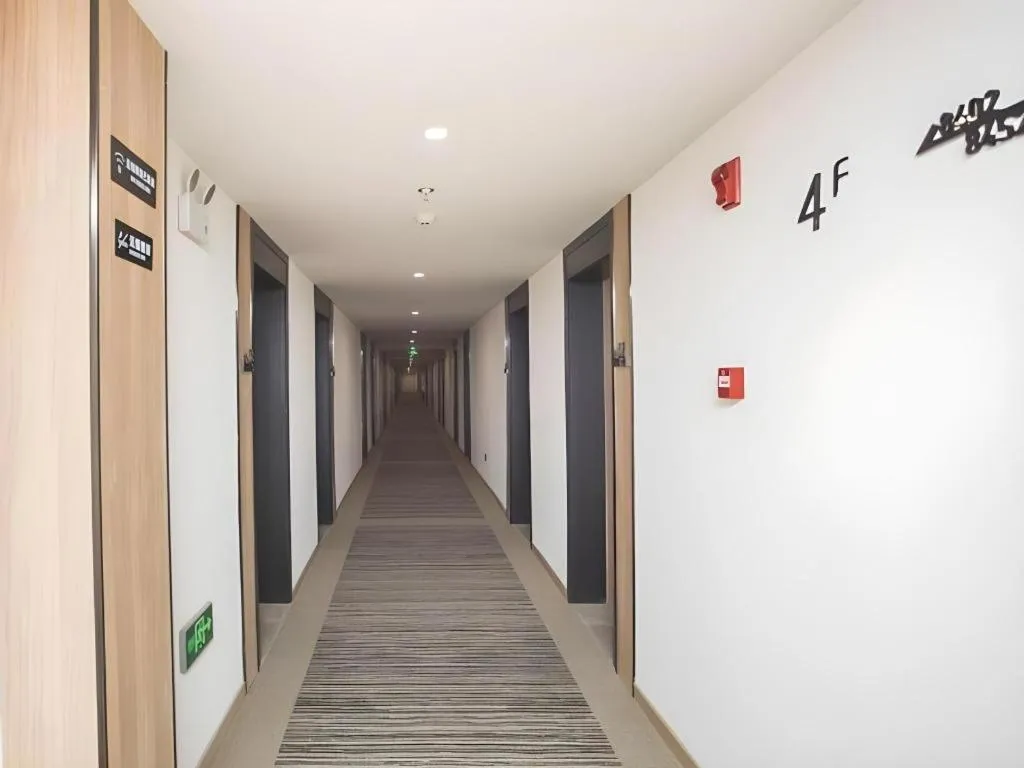 GreenTree Inn Express Taizhou Jiangyan Hardware City