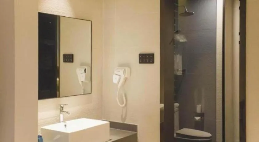 GreenTree Inn Express Taizhou Jiangyan Hardware City