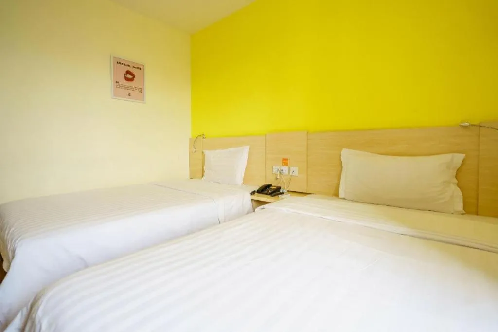 Bed in 7Days Inn Tianjin Fifth Avenue Youyi Road Branch