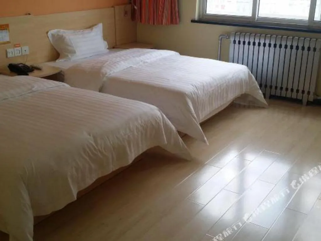 Bed in 7 Days Inn Zoucheng Chengqian East Road Yiwu Trade Market