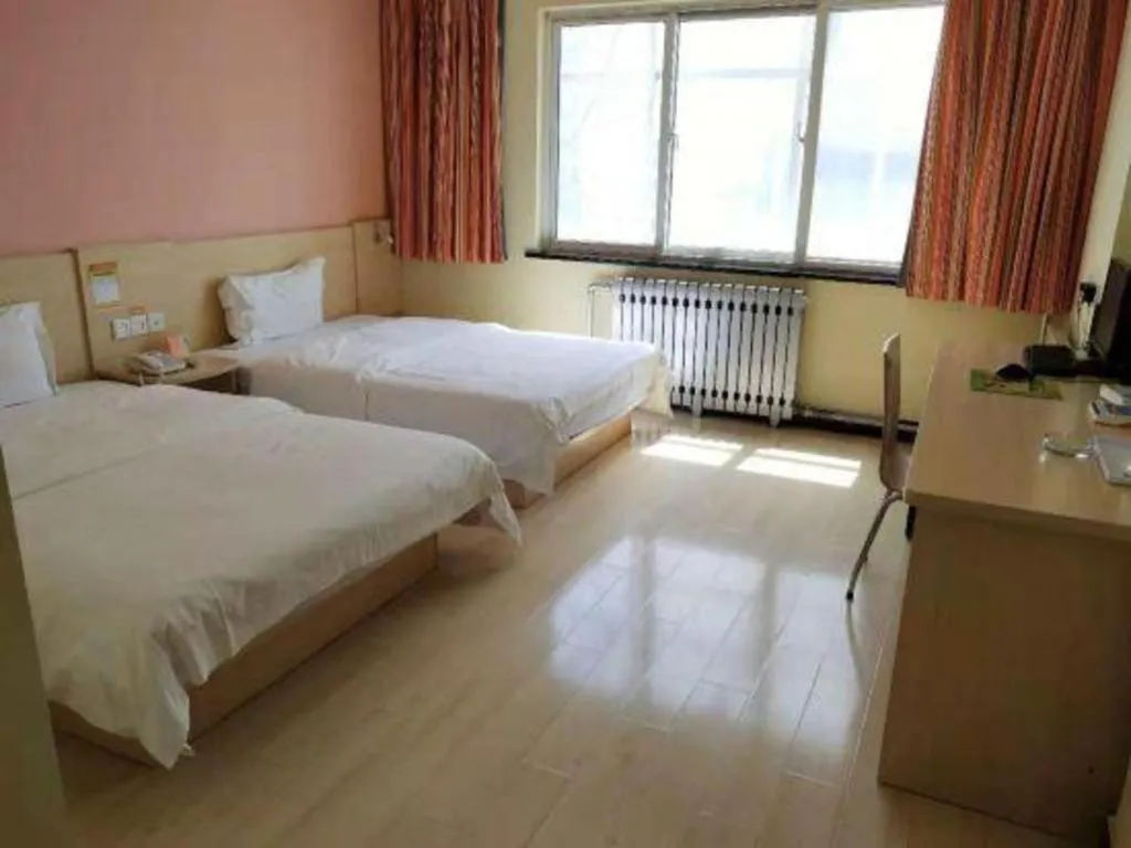 Bed in 7 Days Inn Zoucheng Chengqian East Road Yiwu Trade Market