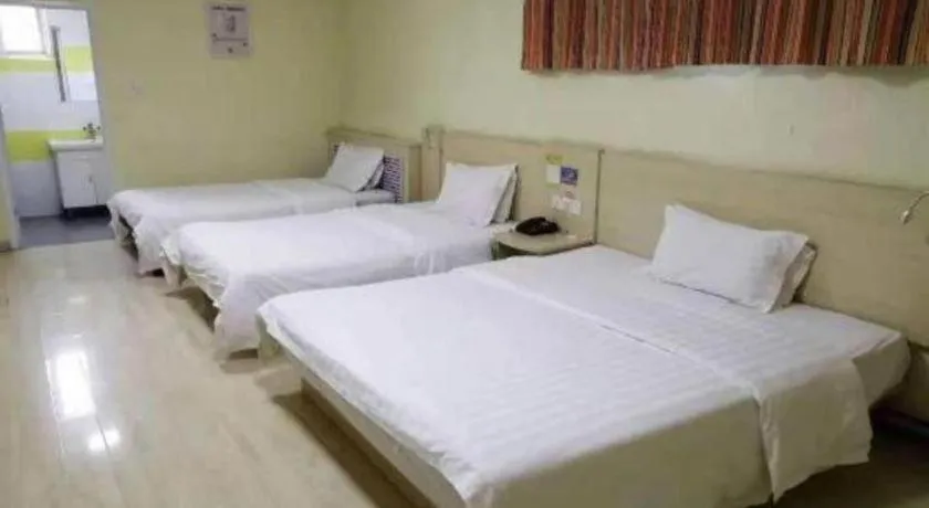 Bed in 7 Days Inn Zoucheng Chengqian East Road Yiwu Trade Market