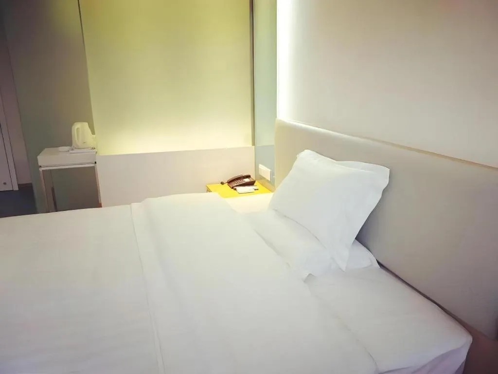 Bed in 7 Days Inn·Benxi Railway Station Shop