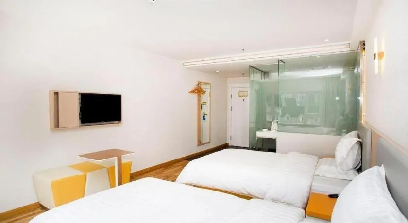 Bed in 7 Days Inn Harbin West Railway Station