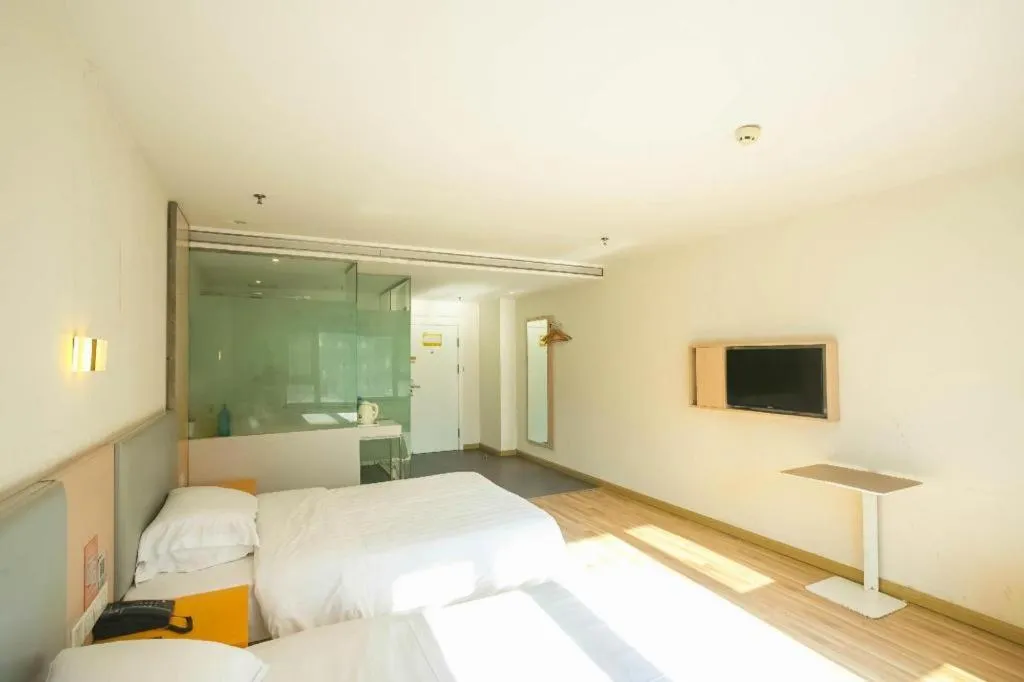 Bed in 7 Days Inn Harbin West Railway Station