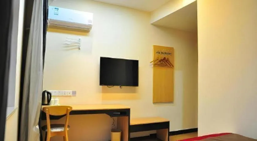 Thank Hotel Jiangxi Jiujiang Lianxi District Railway Station Square