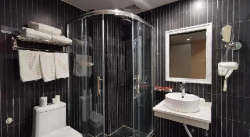 Thank Inn Hotel Anhui Fuyang Funan County Yunhe Dong Road