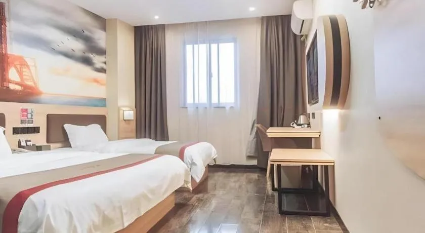 Bed in Thank Inn Hotel Anhui Fuyang Funan County Yunhe Dong Road