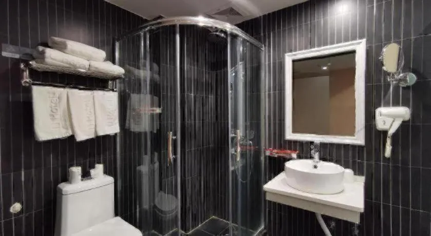 Thank Inn Hotel Anhui Fuyang Funan County Yunhe Dong Road