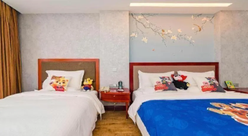 Bed in Junyu Grand Hotel Qinhuangdao