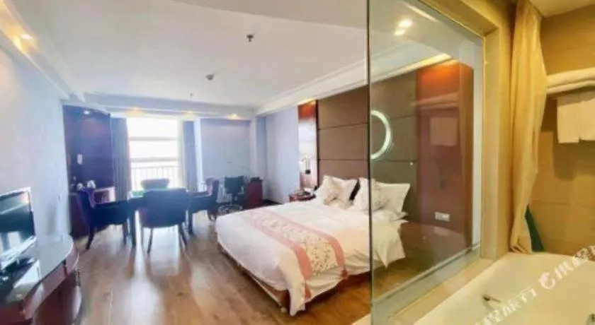 Bed in Junyu Grand Hotel Qinhuangdao