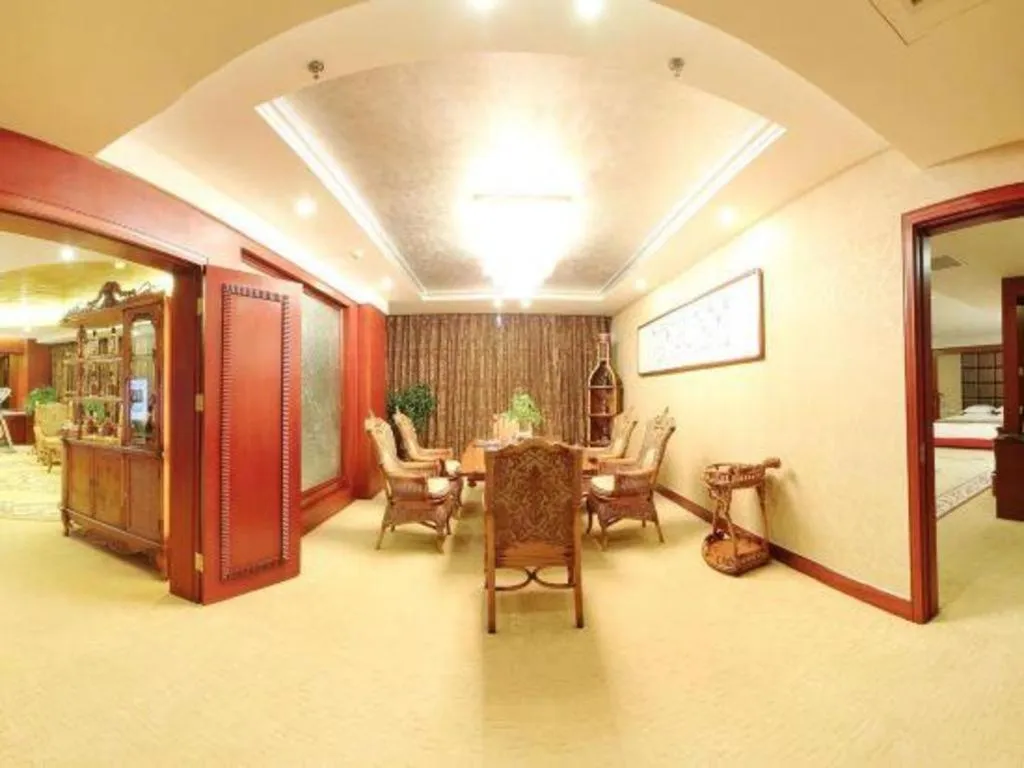 Junyu Grand Hotel Qinhuangdao