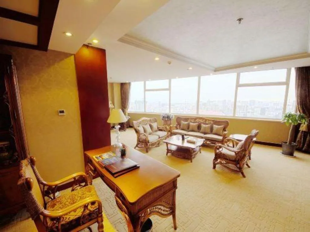 Junyu Grand Hotel Qinhuangdao