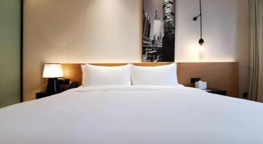 Bed in Quality Hotel Chengdu