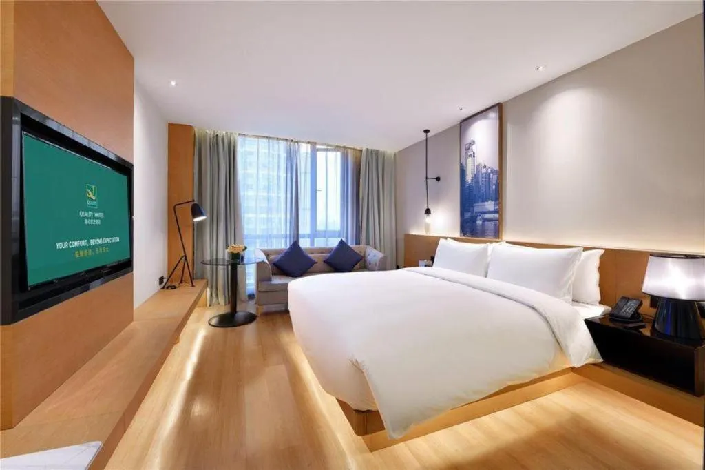 Bed in Quality Hotel Chengdu