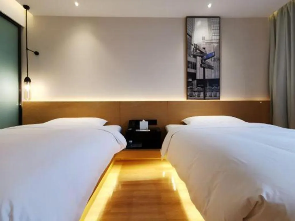 Bed in Quality Hotel Chengdu