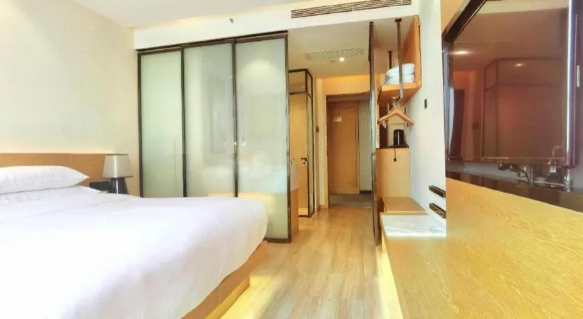 Bed in Quality Hotel Chengdu