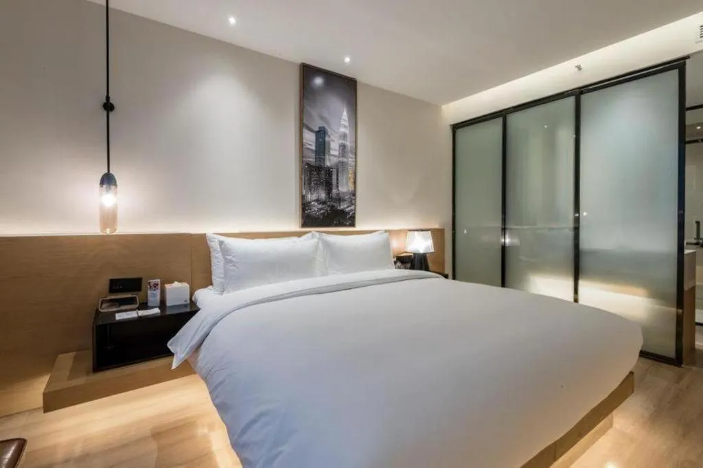 Bed in Quality Hotel Chengdu