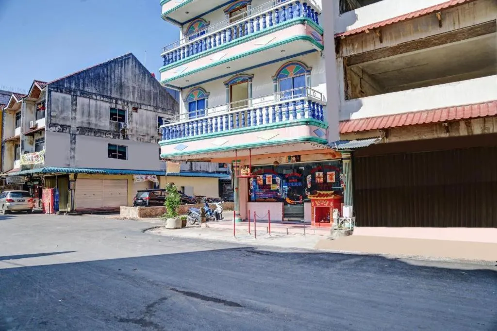 OYO 90507 Hotel Kundur