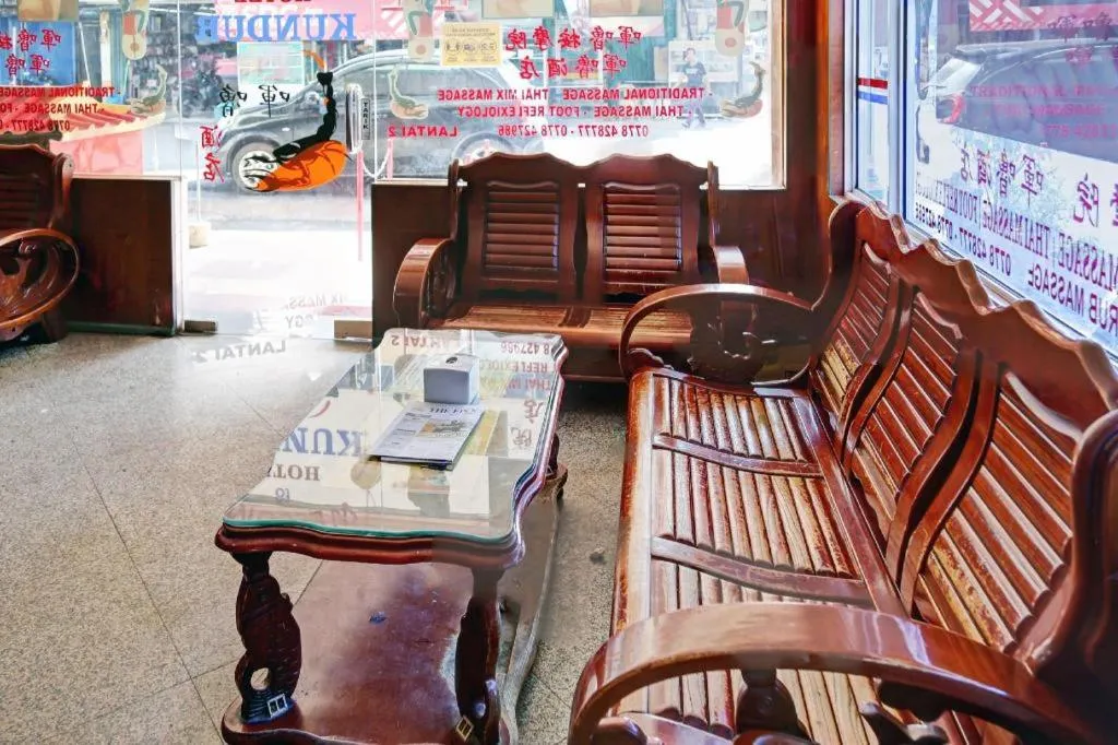 OYO 90507 Hotel Kundur